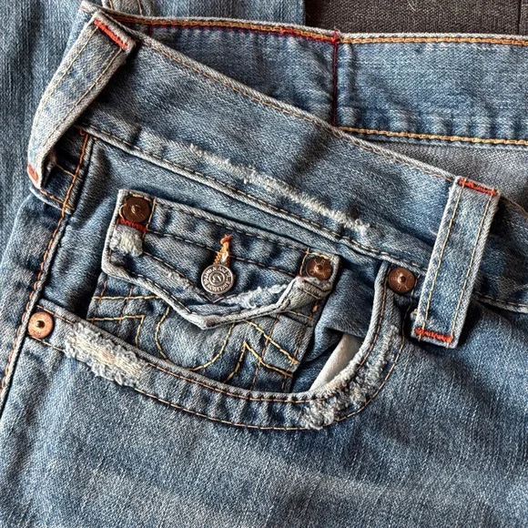 True Religion Men's Light Blue Straight Jeans - Picture 4 of 10